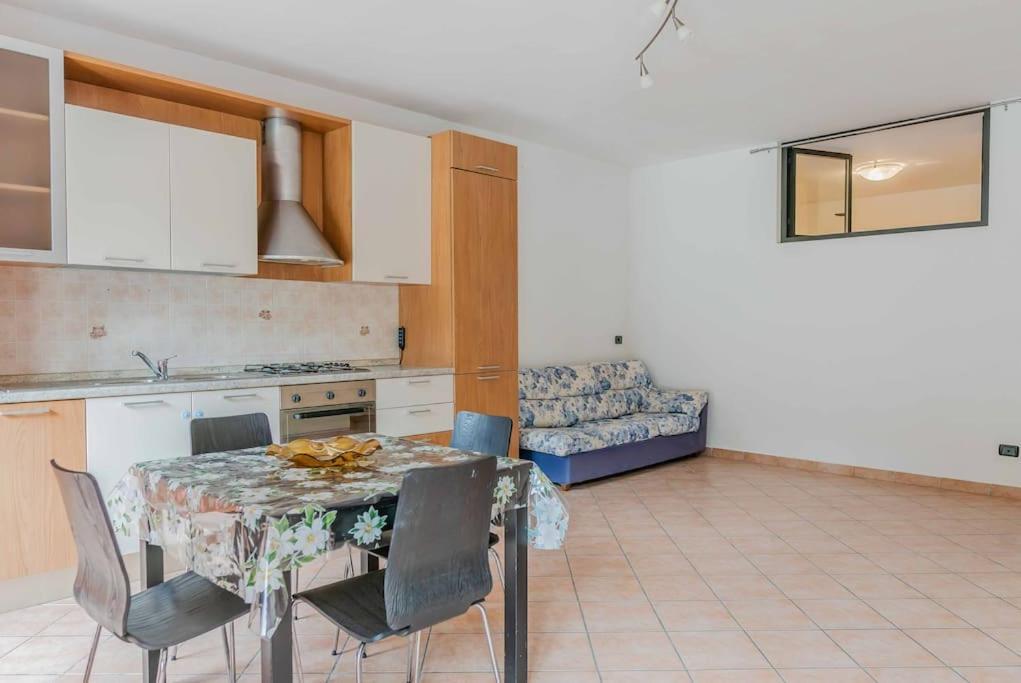 Relax In Nature And Lake Free Parking Luino Exterior photo